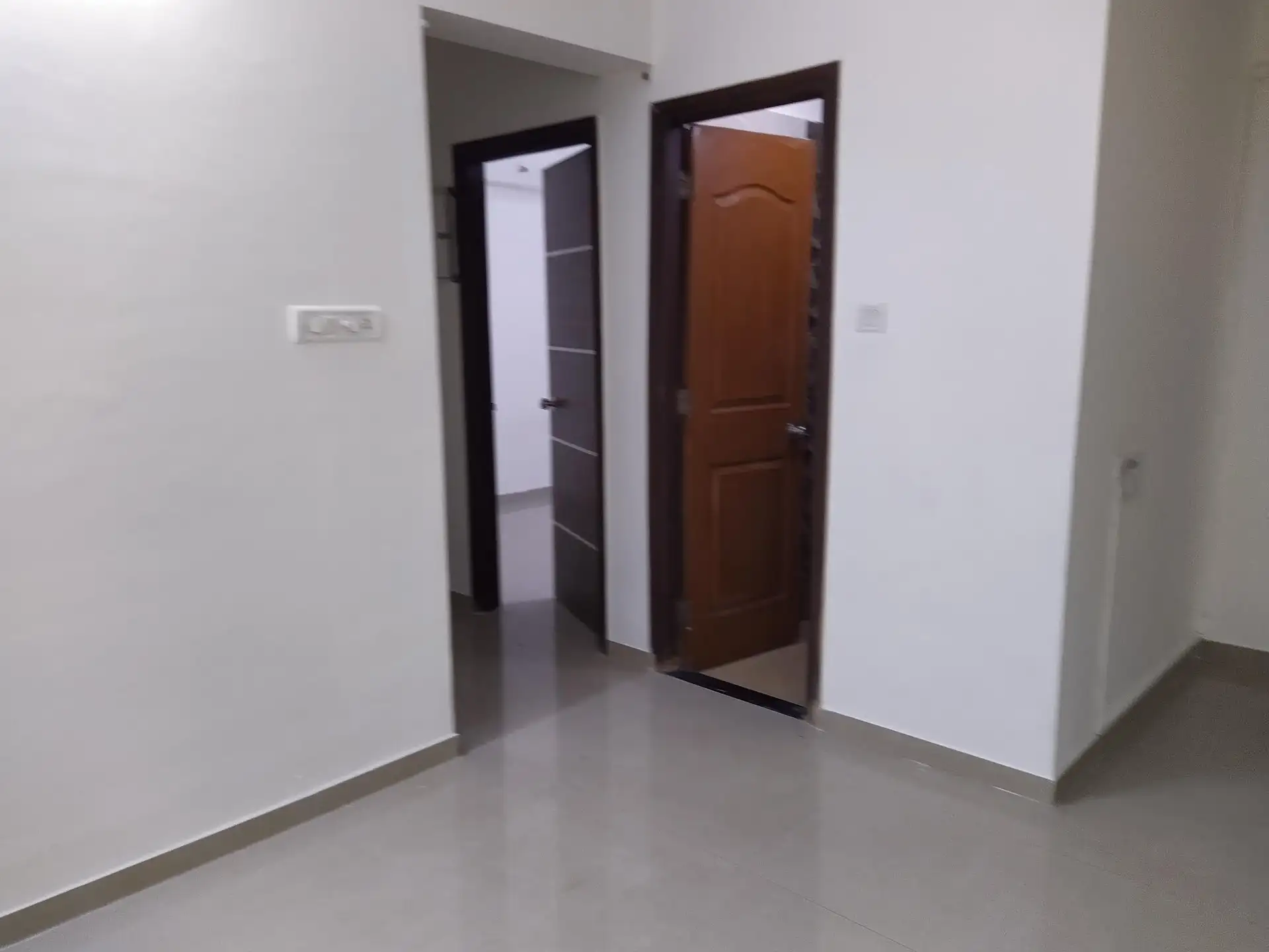 2 BHK Flat for Sale in sethia link view, Goregaon West